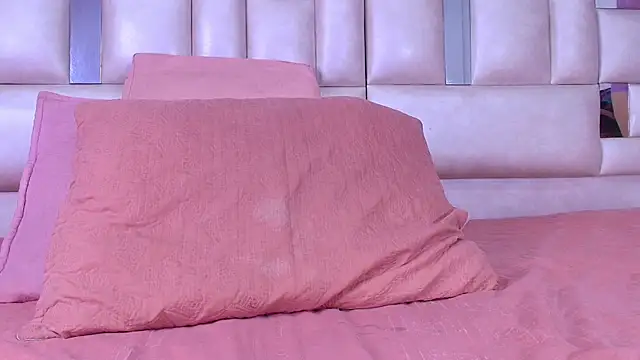 emmacurvy online show from 10/10/25, 03:05