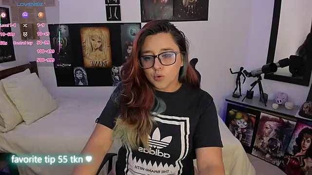 Cherry blush  online show from 11/12/25, 07:24