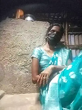 Tamilauntyhot online show from 11/15/25, 04:03