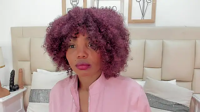 dakhota    online show from 09/30/25, 11:15