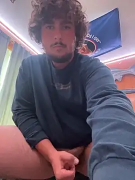 ThomasL4187 online show from 11/17/25, 08:47