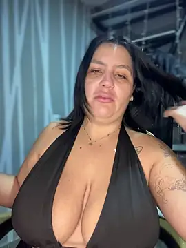 victoria amatista  online show from 11/09/25, 12:36