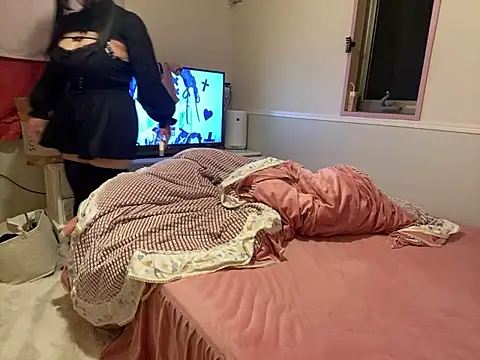 noel 8181 lcup online show from 10/12/25, 01:10