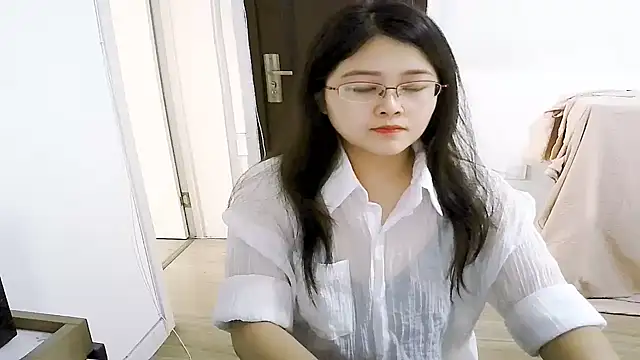 Snapshot of 98bunny chatting on 09/11/25, 01:49 98bunny online show from 09/11/25, 01:49