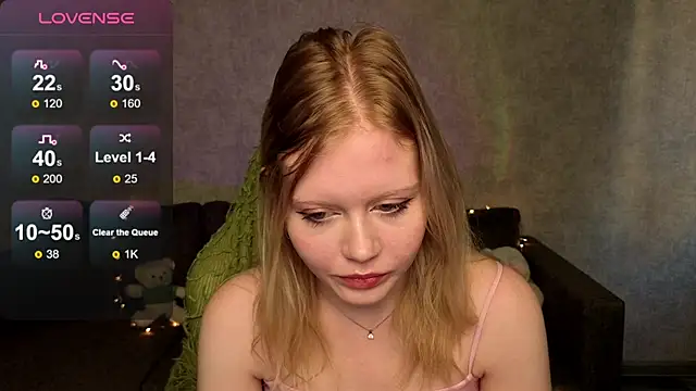 Snapshot of Wendy_228 chatting on 10/12/25, 01:26 Wendy 228 online show from 10/12/25, 01:26