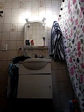 juanpa8453 online show from 11/10/25, 07:35