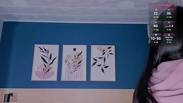 SarahMiler  online show from 09/13/25, 11:54