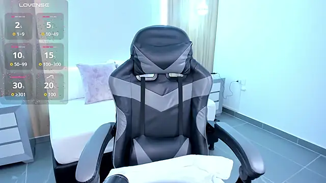 Snapshot of megara_x_ chatting on 10/11/25, 02:11 megara x online show from 10/11/25, 02:11