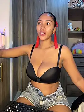 Mia sweet80 online show from 11/11/25, 03:17