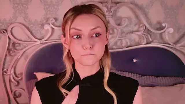 CindyFors online show from 11/07/25, 09:04