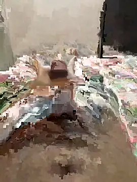 Snapshot of aka_big chatting on 09/19/25, 05:13 aka big online show from 09/19/25, 05:13