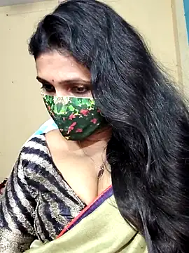 Snapshot of Hotty_Sonali chatting on 11/08/25, 01:11 Hotty Sonali online show from 11/08/25, 01:11