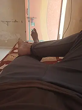 Snapshot of silvaa89 chatting on 11/09/25, 08:01 silvaa89 online show from 11/09/25, 08:01