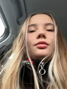 StephanieMur online show from 10/07/25, 04:20