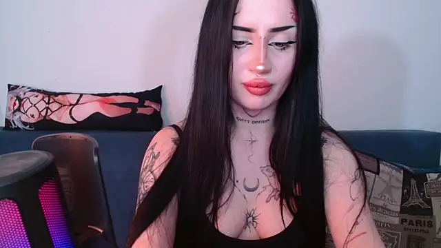 alisa tattoogirl1 online show from 09/25/25, 05:16