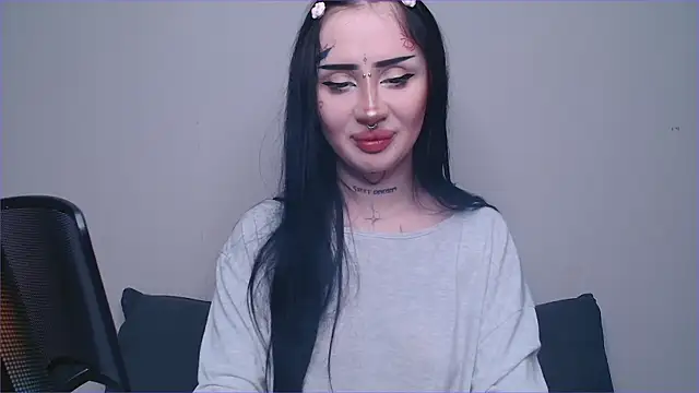 alisa tattoogirl1 online show from 11/14/25, 05:44