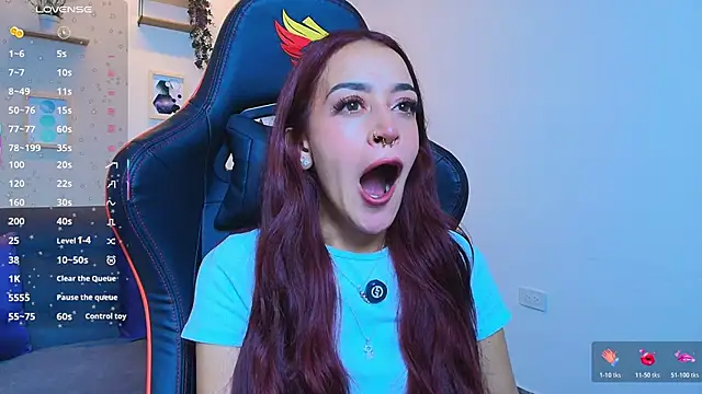 ViolethRosse online show from 11/26/25, 07:48