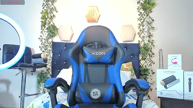  taylor black online show from 11/22/25, 03:11