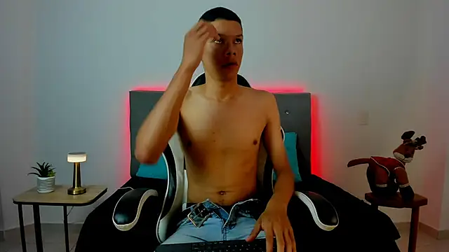 milo cruz online show from 11/21/25, 07:40