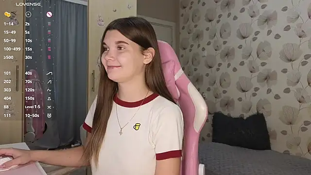 Snapshot of _cute_ice chatting on 10/08/25, 07:06 cute ice online show from 10/08/25, 07:06