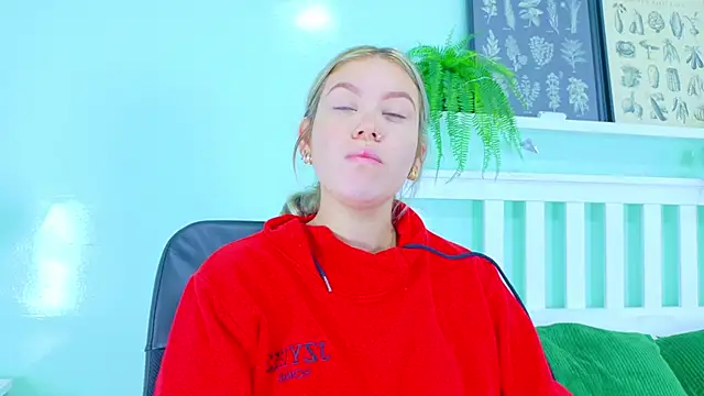 BelaMiller  online show from 10/04/25, 11:52