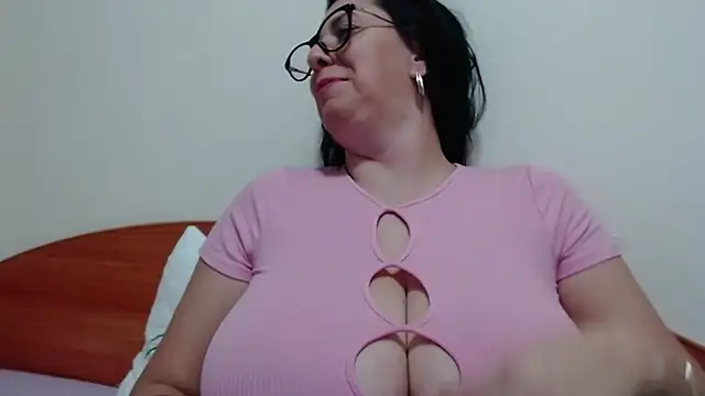 jollene online show from 10/26/25, 02:34