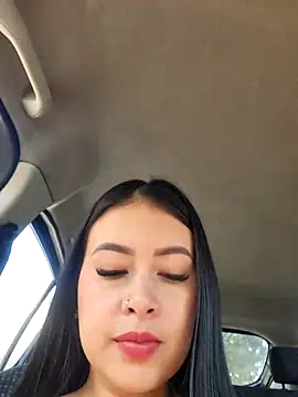 Snapshot of CrisMarulanda chatting on 09/25/25, 02:32 CrisMarulanda online show from 09/25/25, 02:32