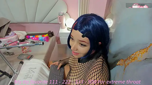 Snapshot of hinata_dolly chatting on 09/28/25, 08:42 hinata dolly online show from 09/28/25, 08:42