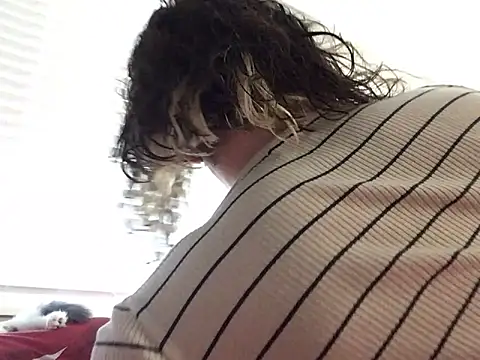 paigeycakes online show from 09/14/25, 10:42