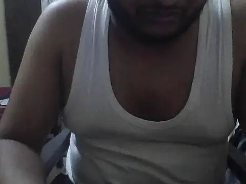 Snapshot of krishnlover chatting on 09/15/25, 01:55 krishnlover online show from 09/15/25, 01:55