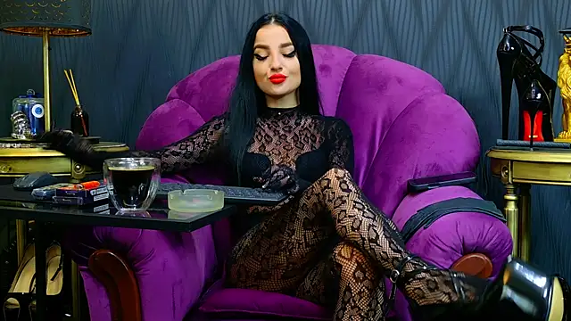 VivianReeve online show from 10/24/25, 05:59