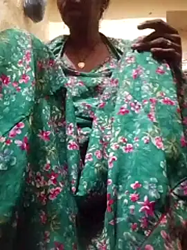 aunty sumy online show from 10/25/25, 01:46