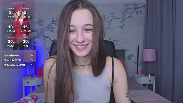 Snapshot of Little_cherryy__ chatting on 09/13/25, 06:46 Little cherryy online show from 09/13/25, 06:46