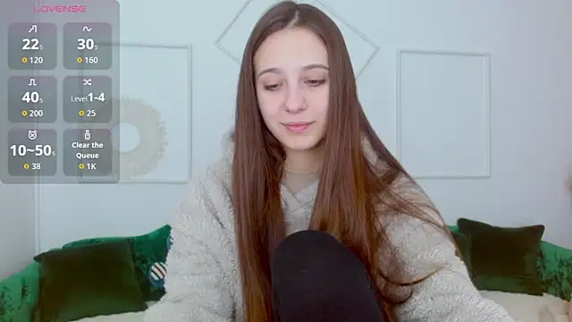 Snapshot of Little_cherryy__ chatting on 10/11/25, 07:07 Little cherryy online show from 10/11/25, 07:07