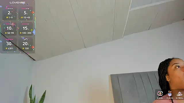 Sophia Ebony online show from 10/18/25, 12:17