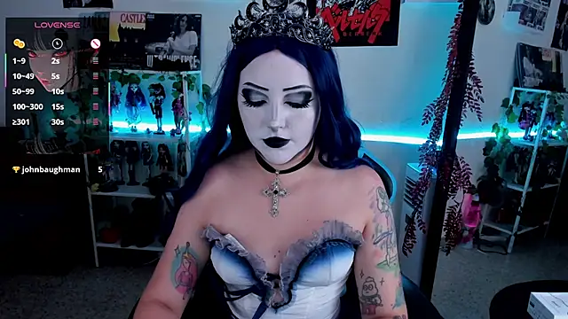 Makii 33 online show from 09/28/25, 10:15