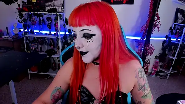 Makii 33 online show from 10/01/25, 11:22