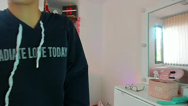 Danesacronin online show from 11/05/25, 07:36