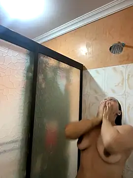 effie castroo online show from 10/12/25, 03:44