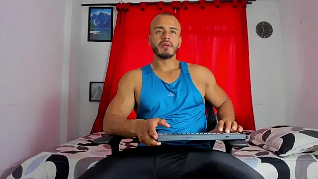 magnusclark online show from 11/12/25, 06:41