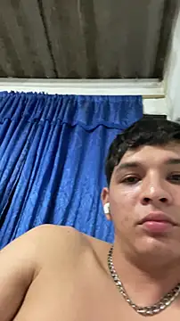 Snapshot of RobinLenoxx chatting on 11/08/25, 04:56 RobinLenoxx online show from 11/08/25, 04:56