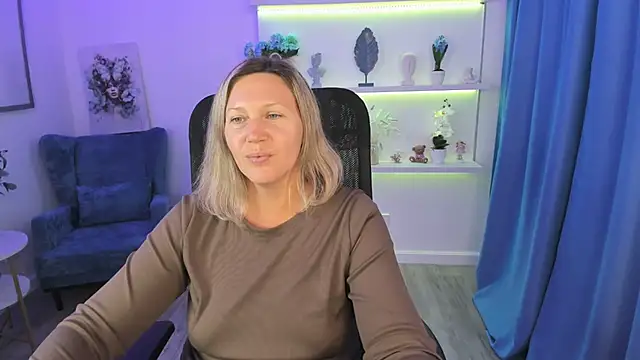 NinaStarle online show from 09/13/25, 11:32