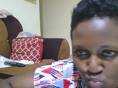 Snapshot of Sweetdate_ chatting on 10/20/25, 06:41 Sweetdate online show from 10/20/25, 06:41