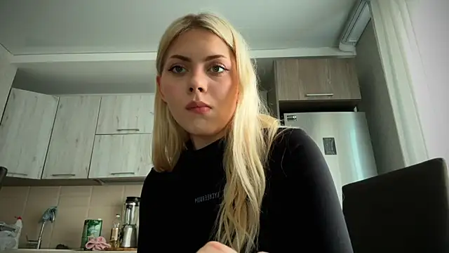 AliceOceanEye online show from 10/05/25, 12:36