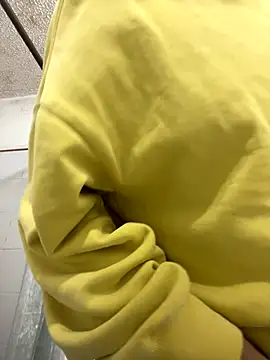 Snapshot of Michaell_Spinelly chatting on 11/09/25, 01:31 Michaell Spinelly online show from 11/09/25, 01:31