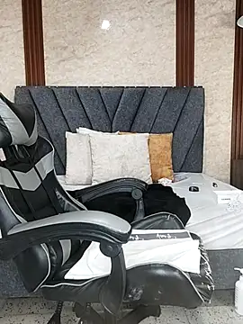 Cailinmilf online show from 10/11/25, 09:46