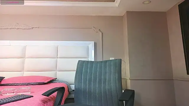 CharlesBrown  online show from 10/28/25, 11:25