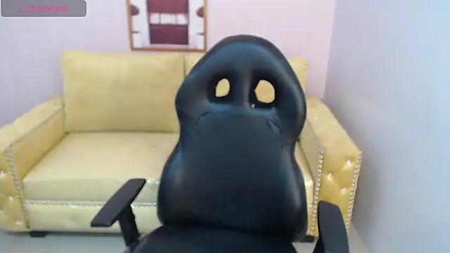 bellatrix ch online show from 11/16/25, 11:49