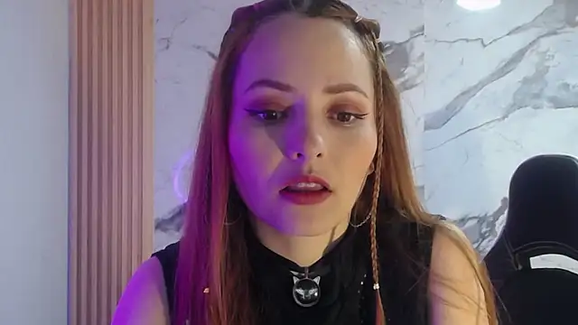 Snapshot of mady0619_ch chatting on 11/13/25, 11:09 mady0619 ch online show from 11/13/25, 11:09