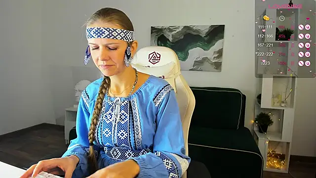 Eliza Wilsoon online show from 09/22/25, 01:51